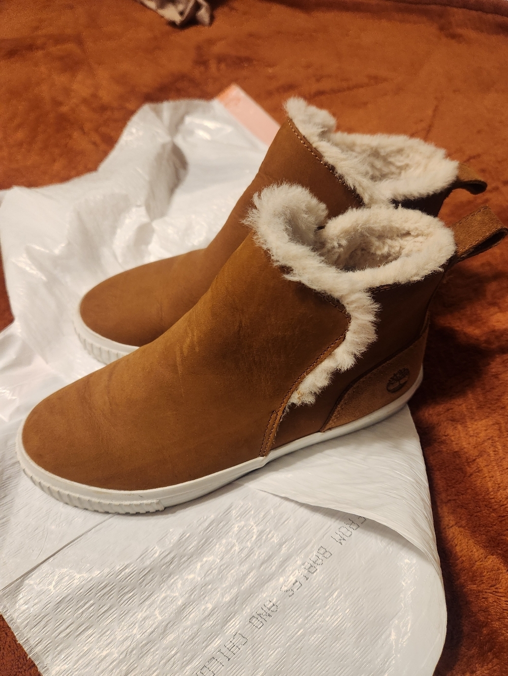 Timberland Women's Chestnut Suede Shearling Slip-On Boots